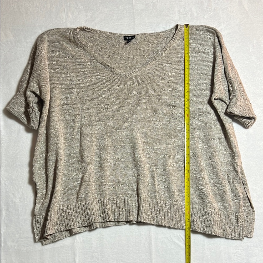 Torrid Beige V-Neck Sweater - Picture 11 of 12